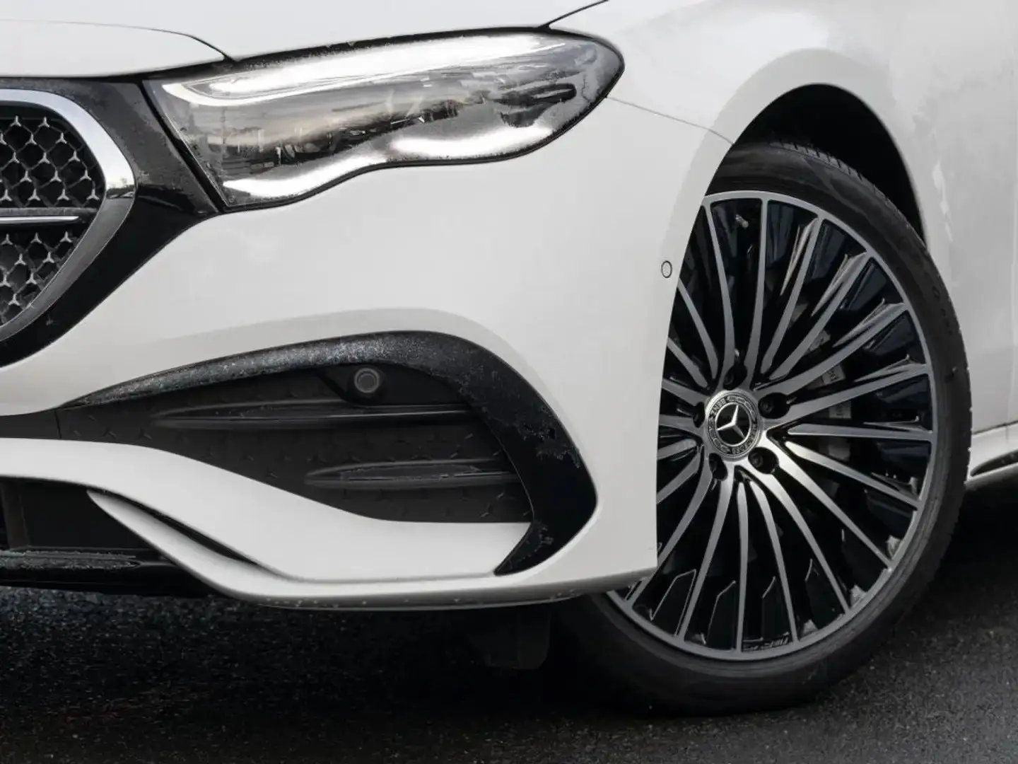 Mercedes Benz E Class 2025