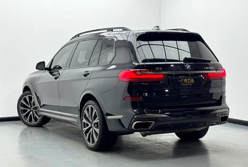 بي أم دبليو X7 2022