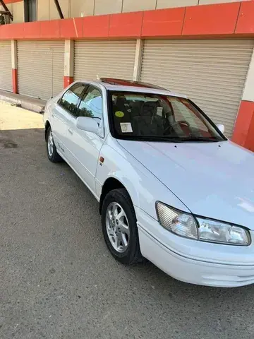 تويوتا كامري 2001