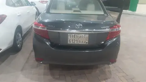 تويوتا يارس 2014