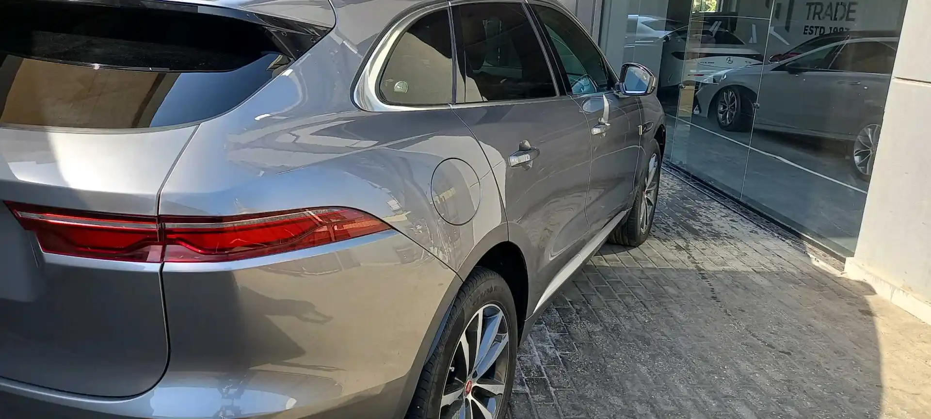 جاكوار F Pace 2022
