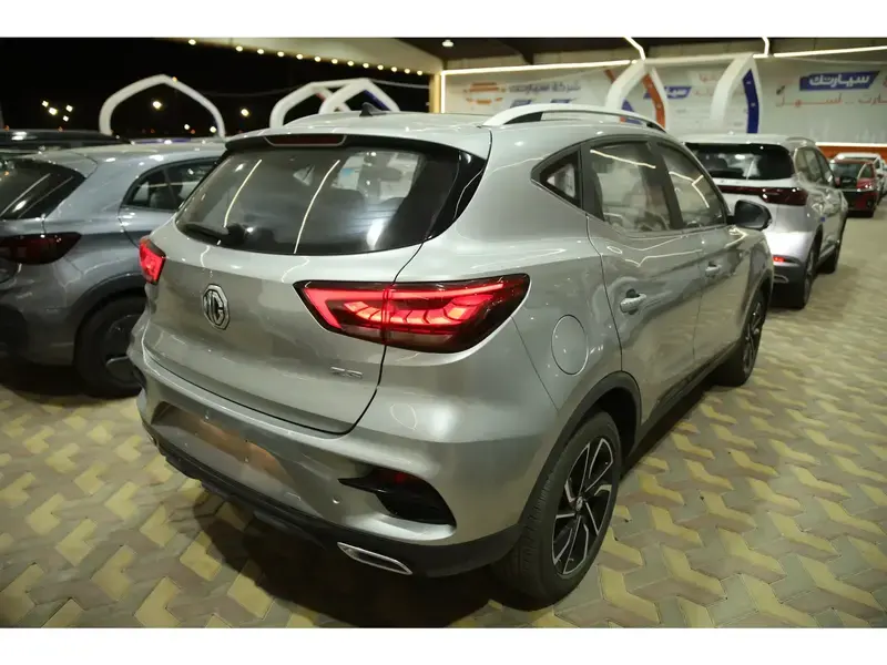 ام جي زد اس لاكجرى 2024