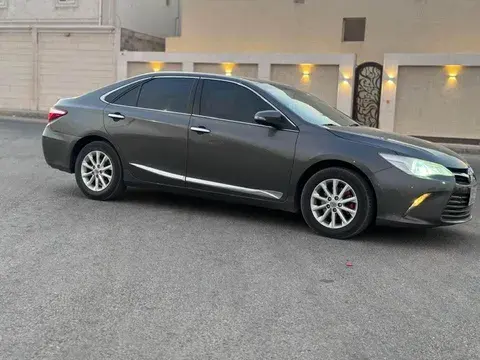 تويوتا كامري 2016