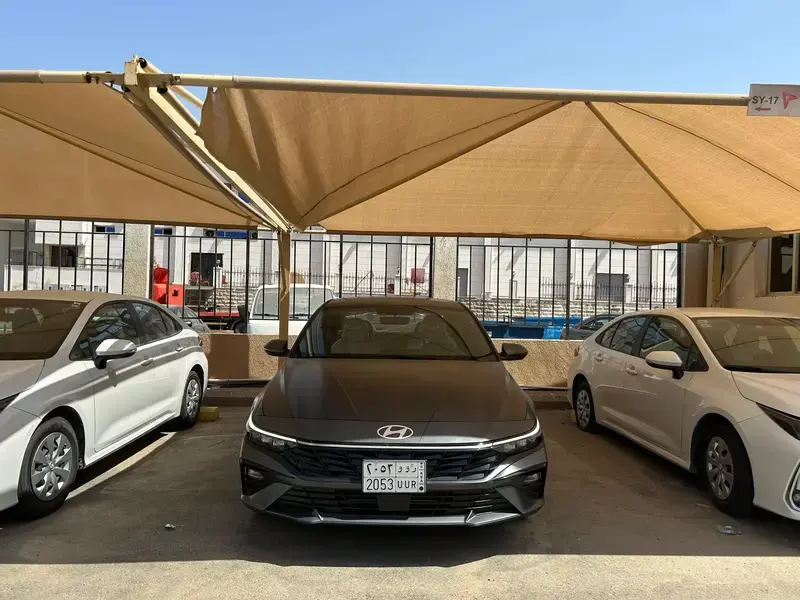 هيونداي إلنترا 2025