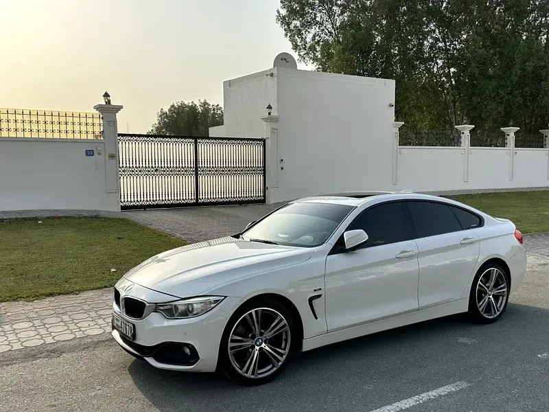 BMW 428i Sport 2015 in excellent condition, used by a lady.