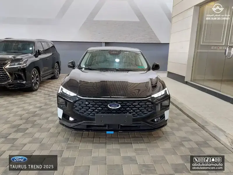 فورد توروس ترند