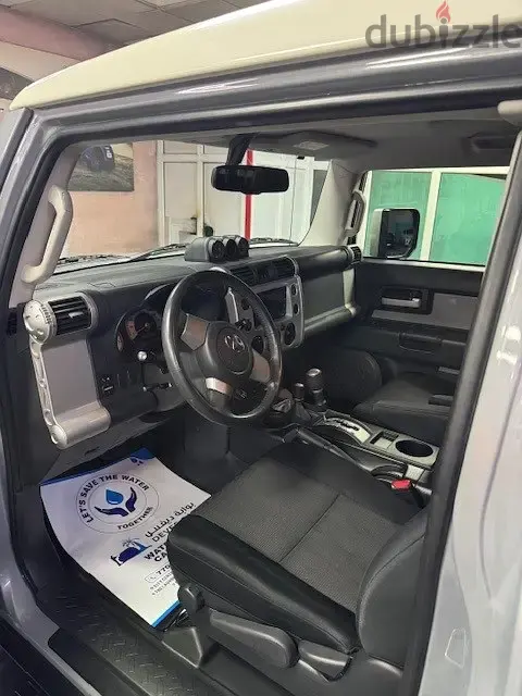 تويوتا اف جي كروزر 2015