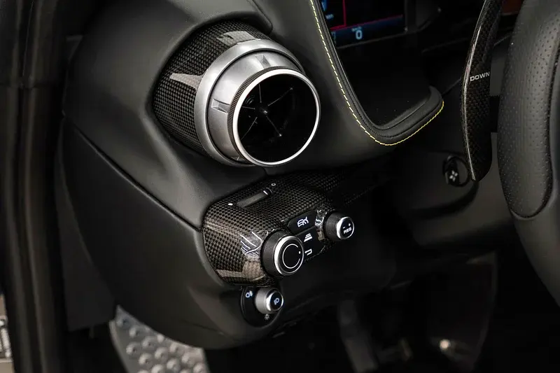 Ferrari 812 GTS 2023