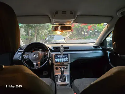 Volkswagen Passat 1.4L 2013