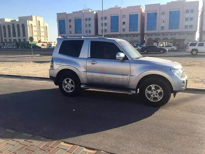ميتسوبيشي باجيرو 2007