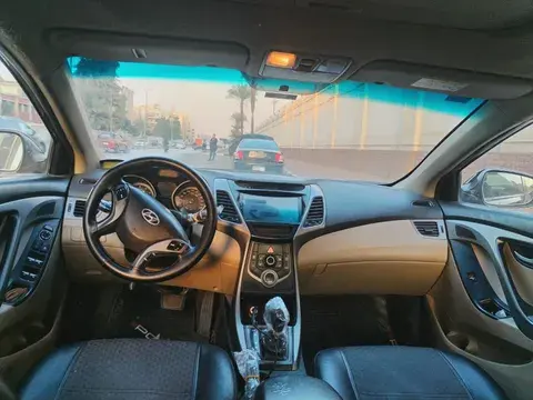 Hyundai Elantra 2016