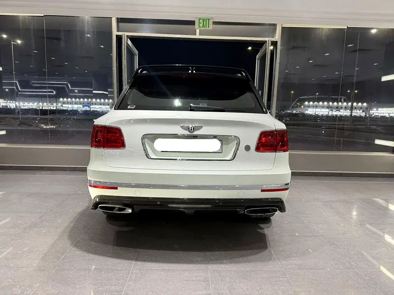 بنتلي بينتايجا 2017