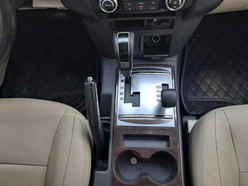 Mitsubishi Pajero 2014