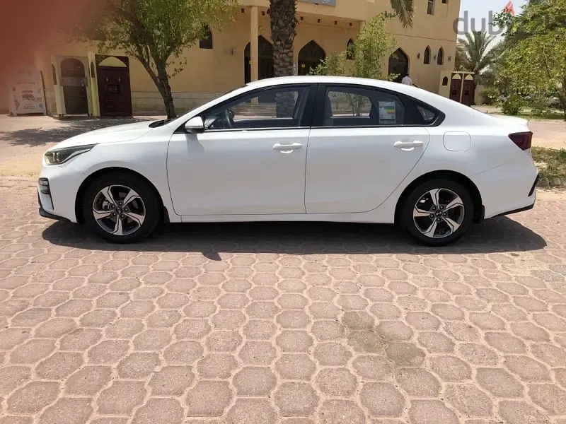 كيا سيراتو 2021