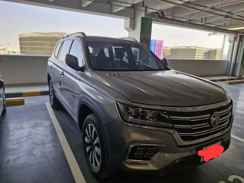 ام جي RX8 2023
