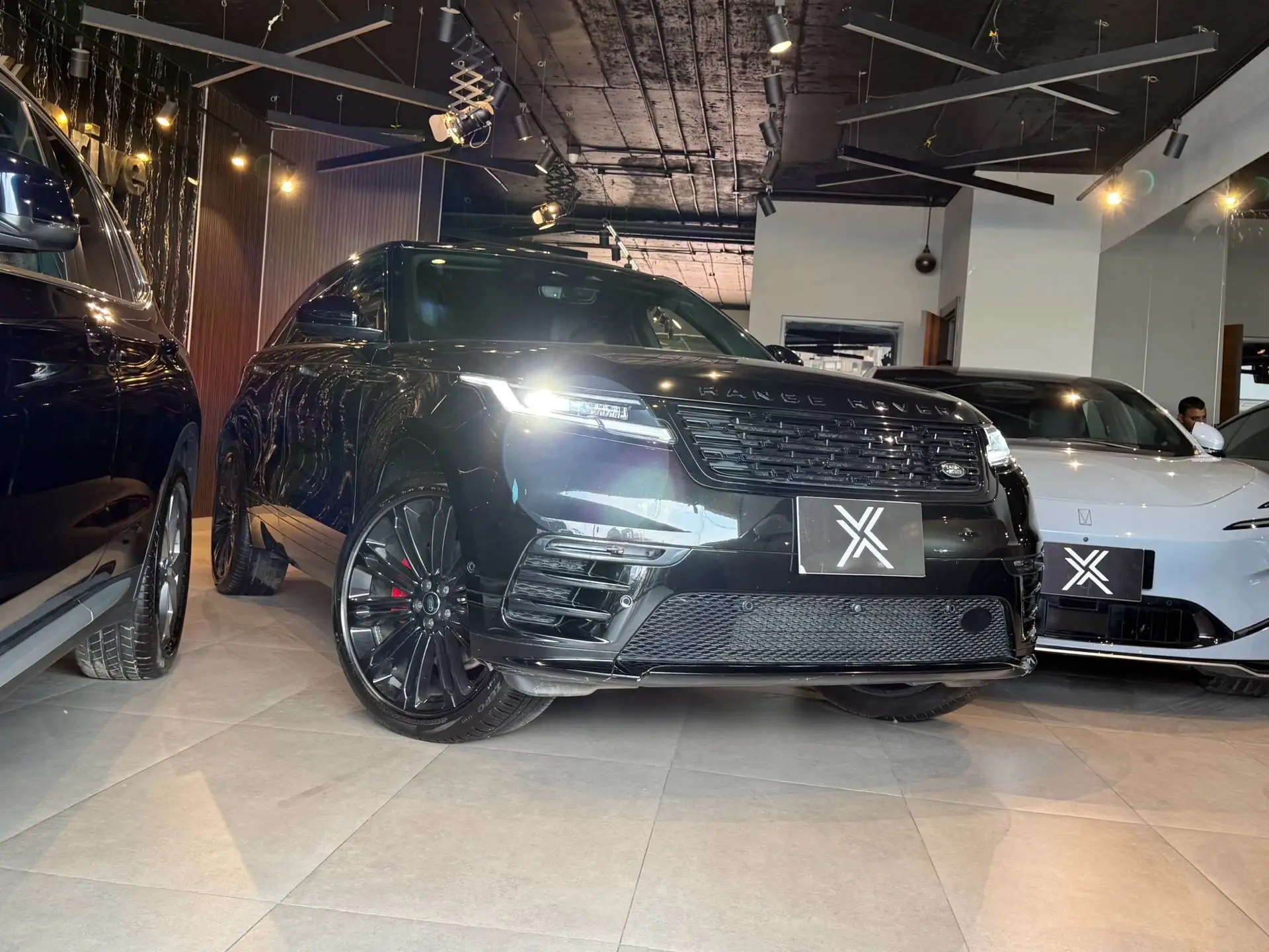 Land Rover Range Rover Velar 2025