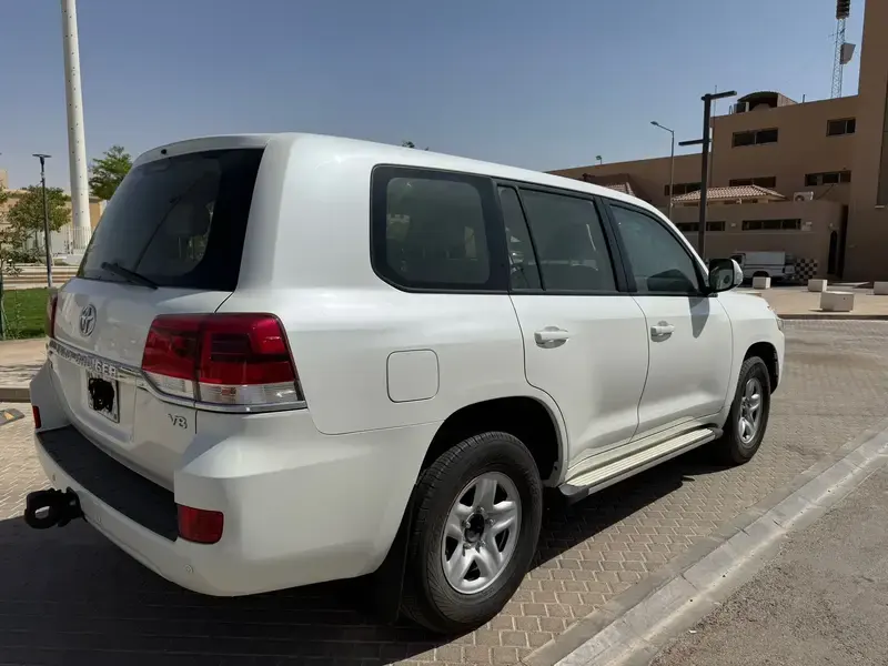 Toyota Land Cruiser Wagon 2021