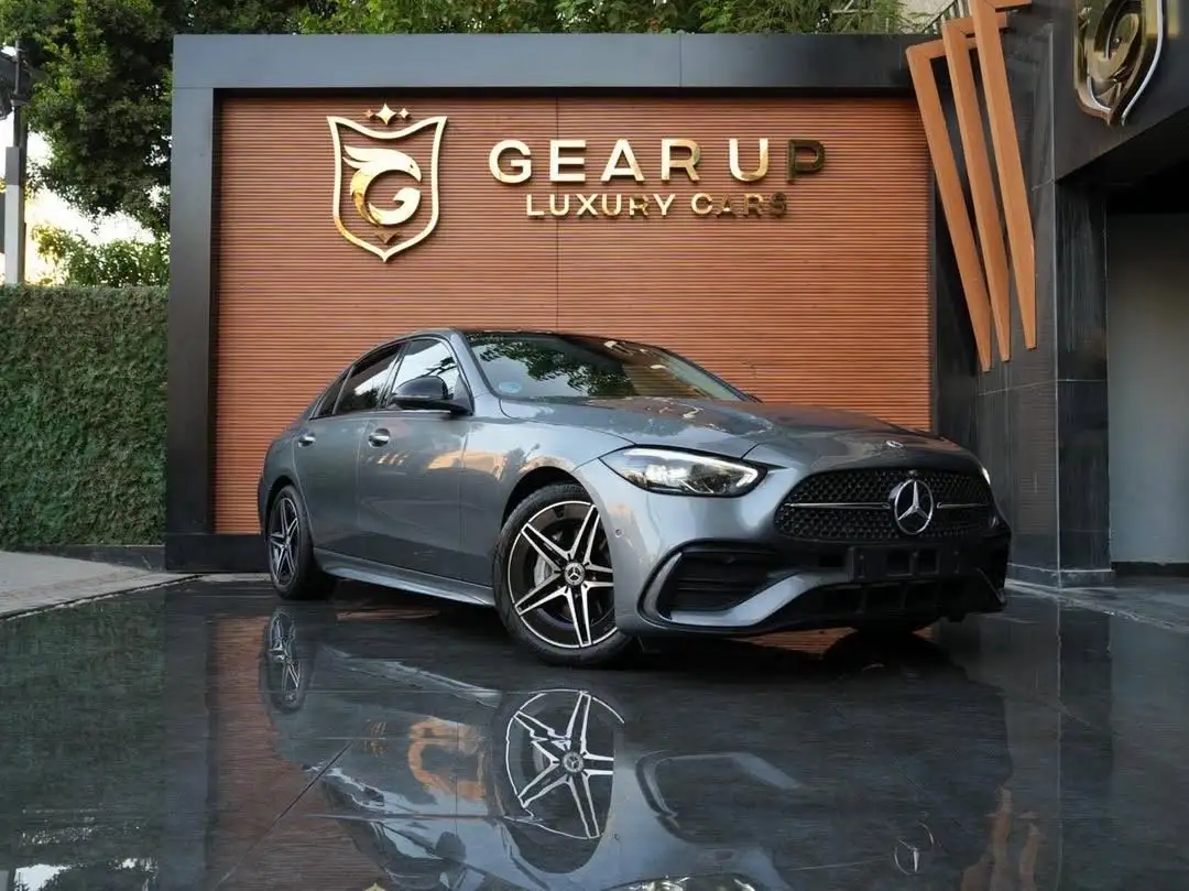 Mercedes Benz C Class 2024