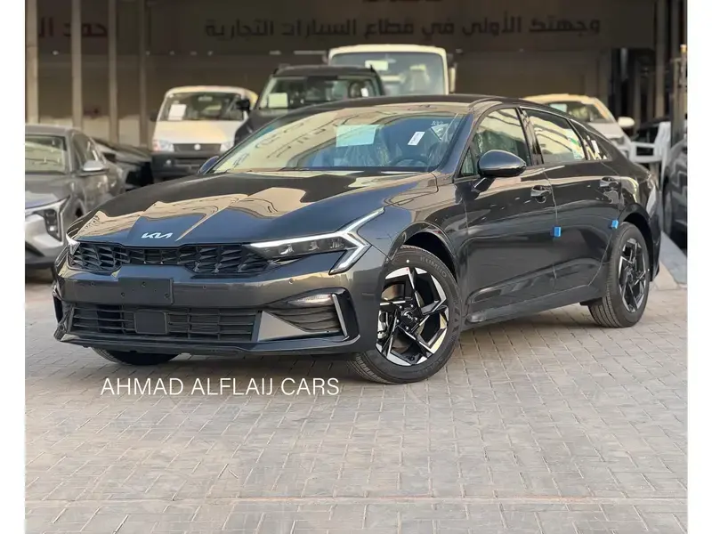 كيا K5 2025 ستاندر بالنقد والتقسيط