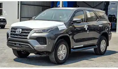 تويوتا فورتونر Toyota Fortuner 2.7L Petrol 7Seats 4WD 2024 model