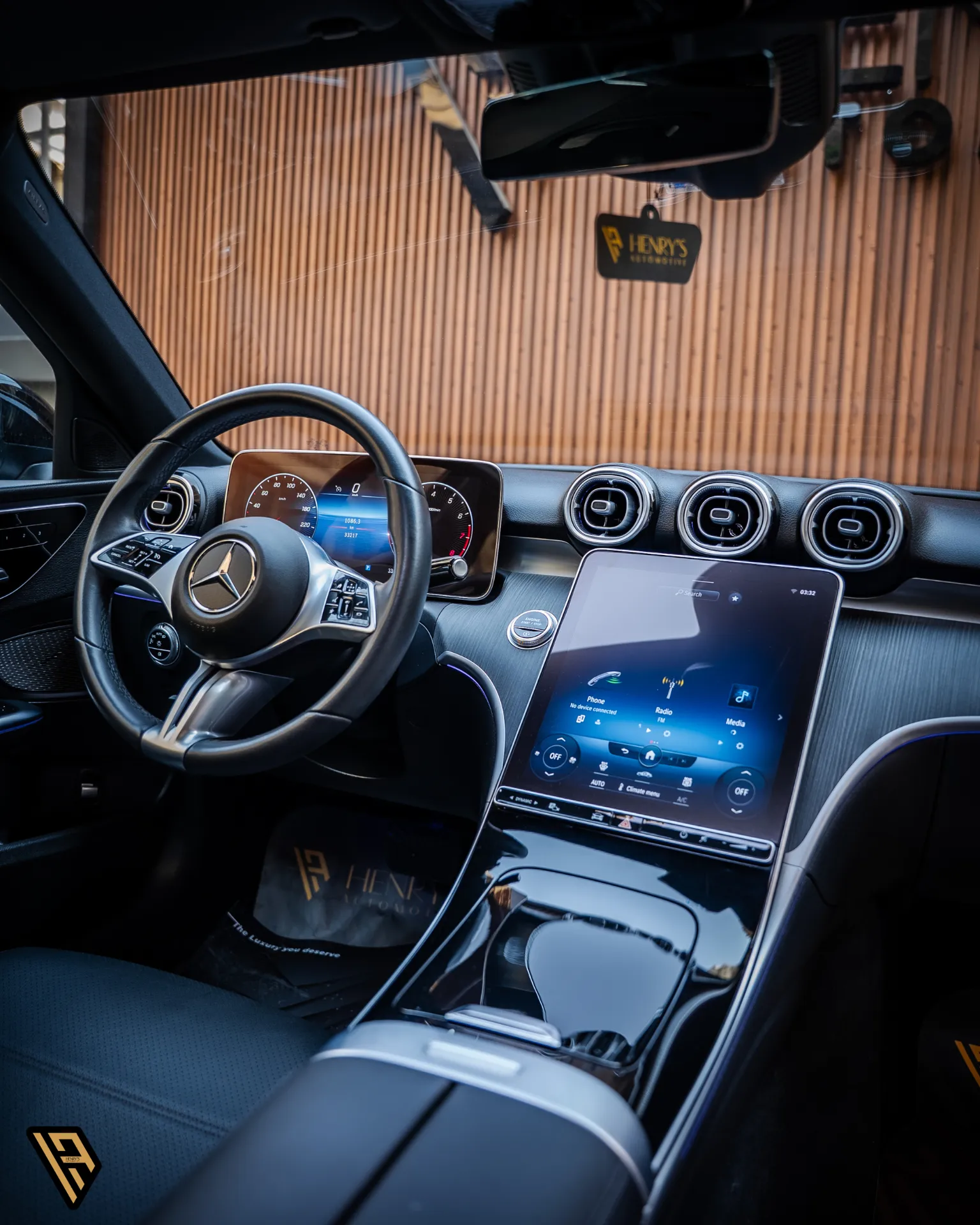 Mercedes Benz C Class 2023