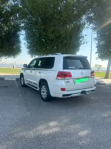 Toyota Land Cruiser 2016