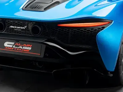 2023 McLaren Artura