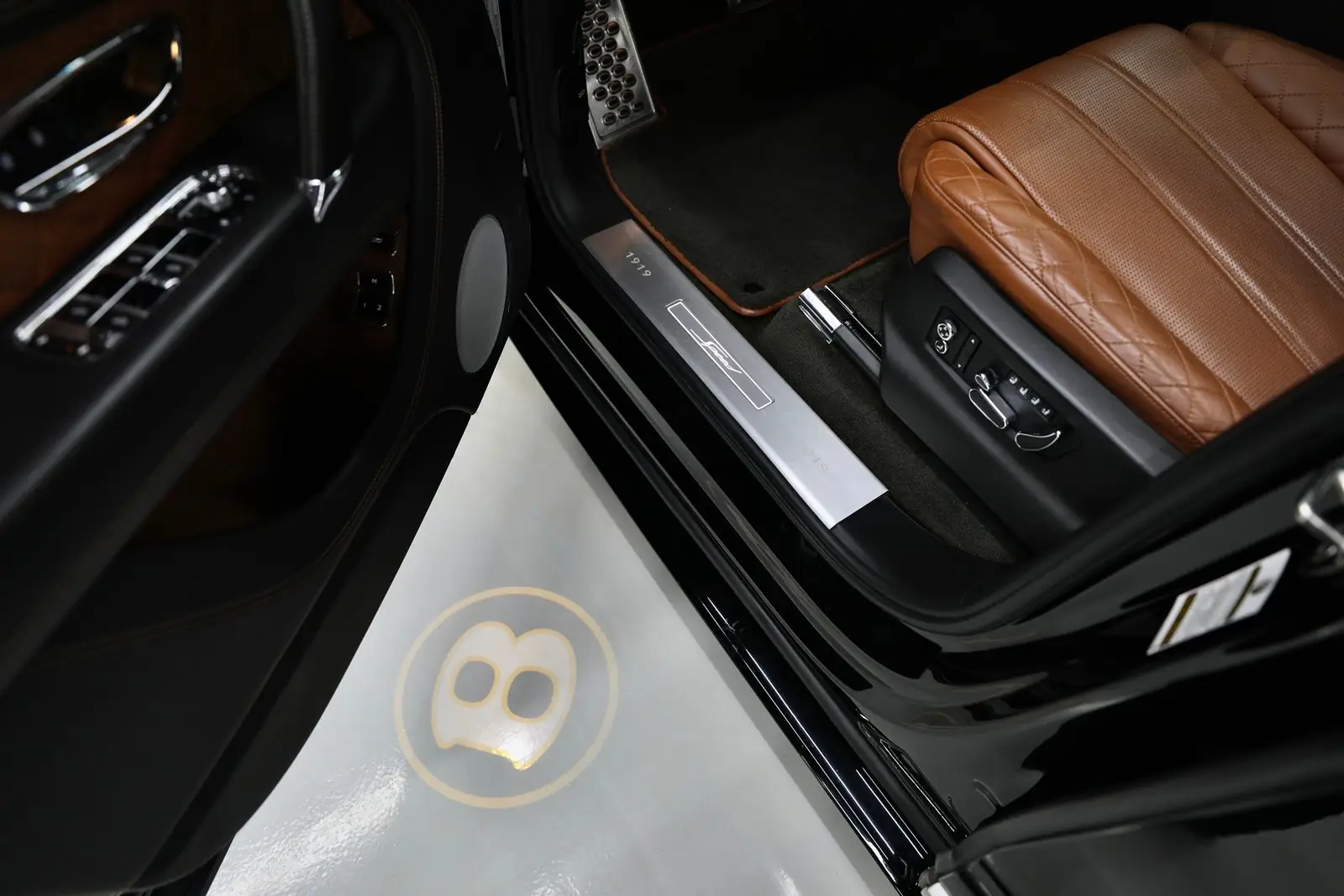 Speed! Perfect Condition | Service Contract + 3 Years Warranty | V12 6.0L