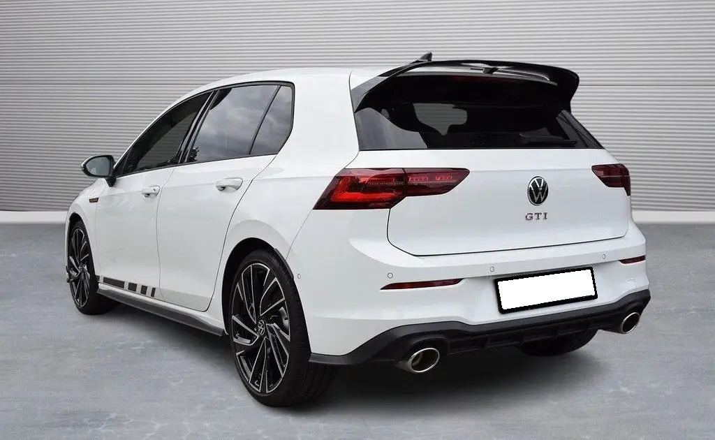 فولكس واجن جولف 2022