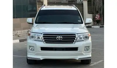 تويوتا لاند كروزر GXR 5.7L 4WD