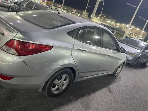 هيونداي أكسينت 2012