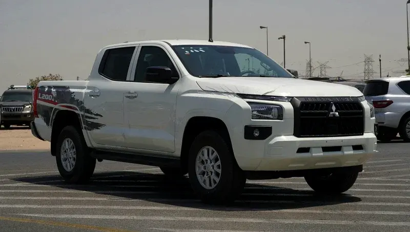 ميتسوبيشي L200 2025