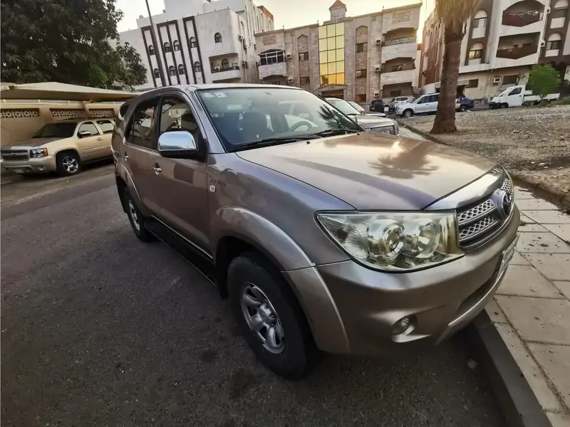 Toyota Fortuner 2009 GX SR5