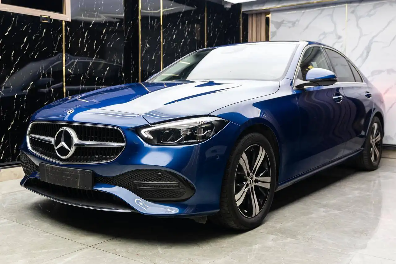 مرسيدس بنز C Class 2024