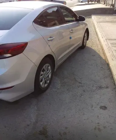 هيونداي إلنترا 2018