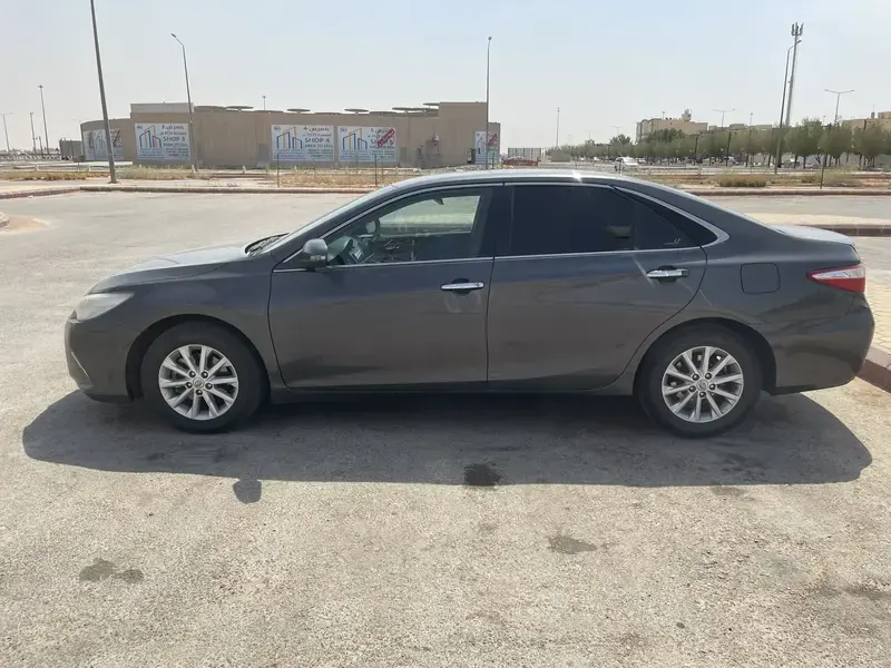 Toyota Camry 2017
