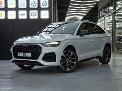 Audi Q5 S-line Quatro original waranty and service contract tell 2028 (This car is not flood damaged)