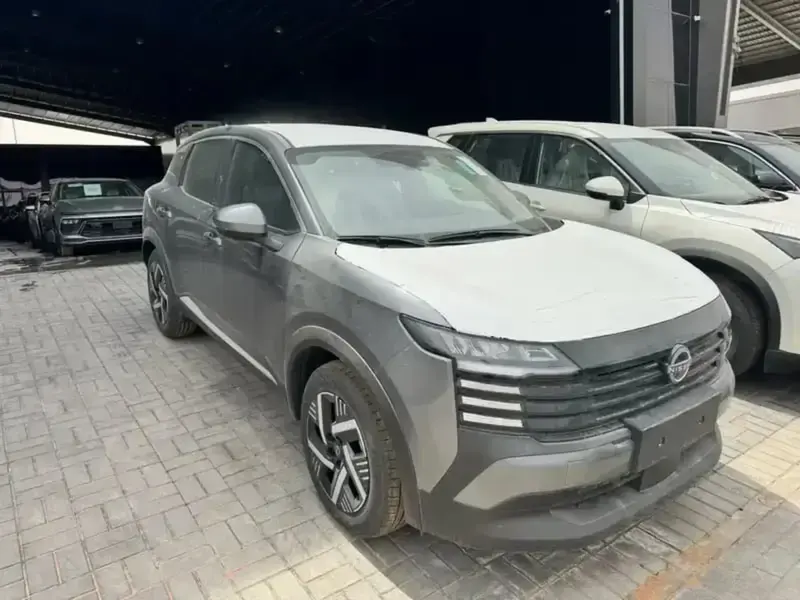 نيسان كيكس 2025 & toyota rav4 2025