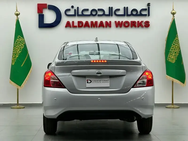 Nissan Sunny 2024