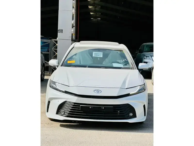 تويوتا كامري 2025