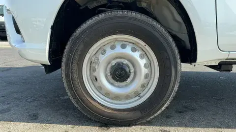 New Toyota Hilux 2.4L S GLX Double Cab DSL A/T 4x4  2024