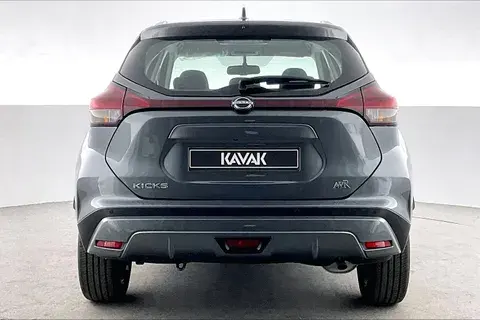 نيسان كيكس 2025 20