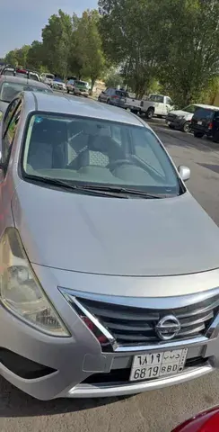 Nissan Sunny 2016