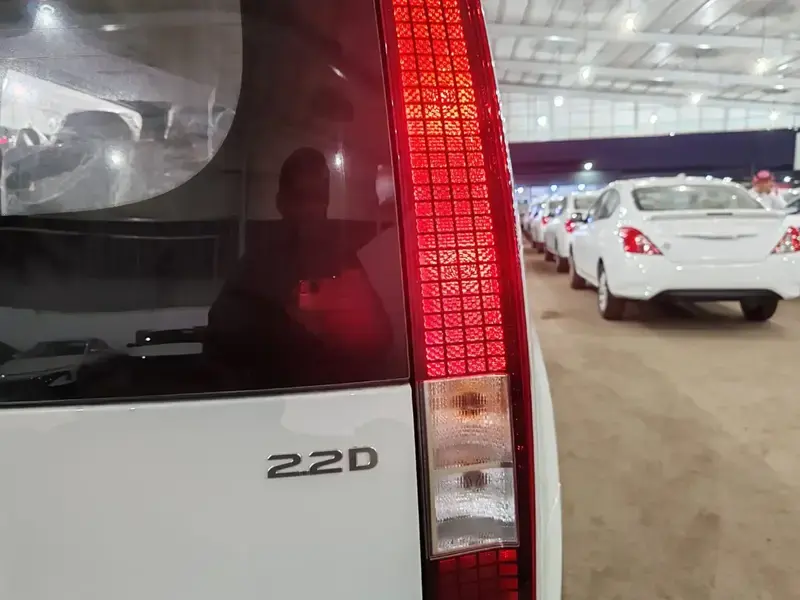 هيونداي ستاريا 2025