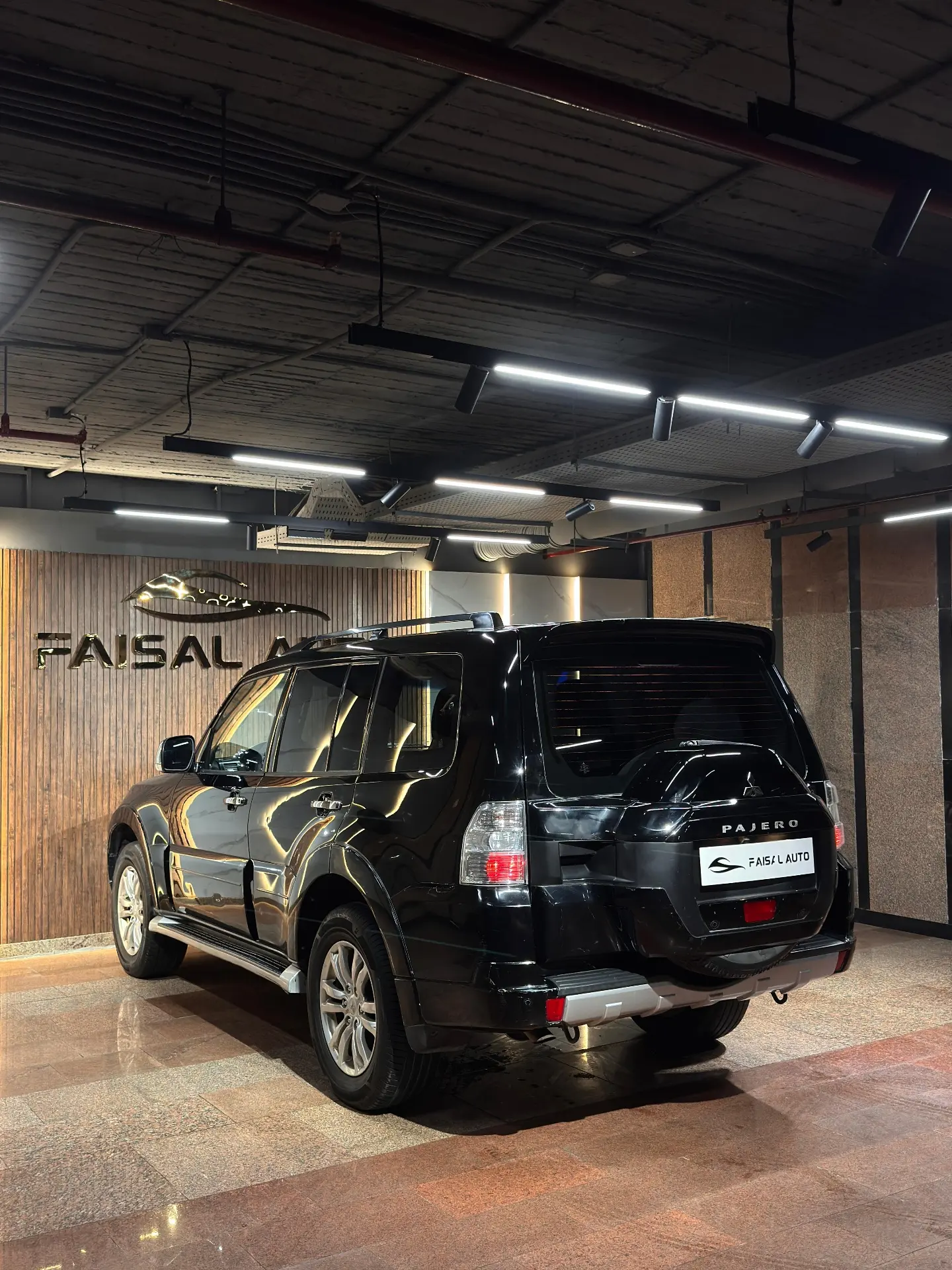 ميتسوبيشي باجيرو 2015