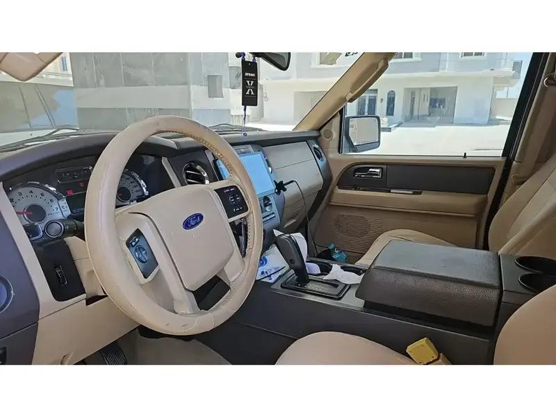 Ford Expedition 2011
