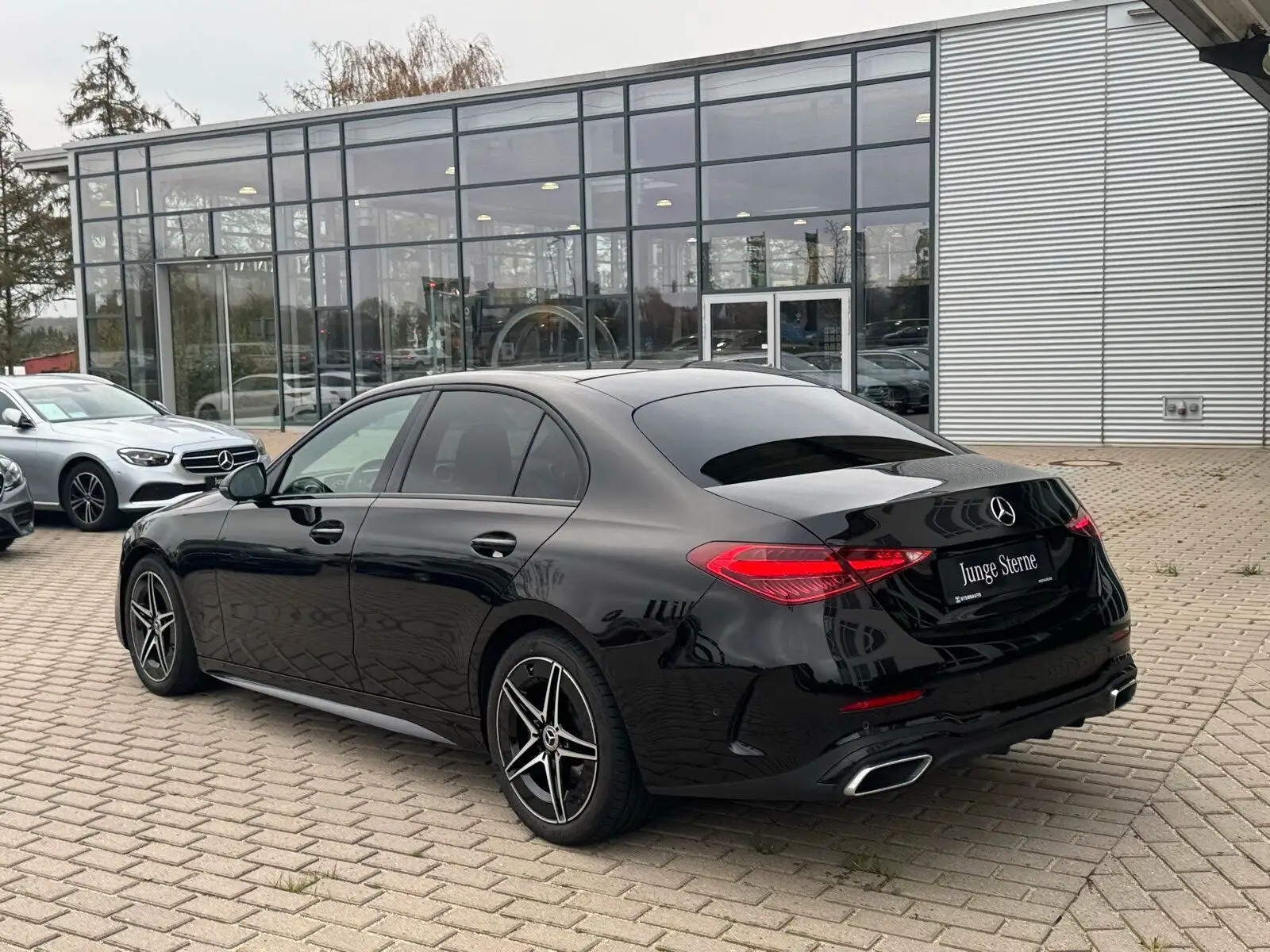 Mercedes Benz C Class 2023