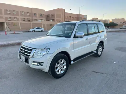 Mitsubishi Pajero 2018