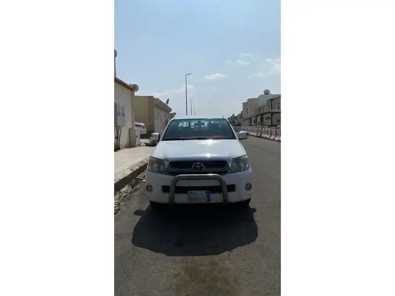 تويوتا هايلكس 2010