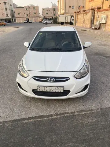 هيونداي أكسينت 2015